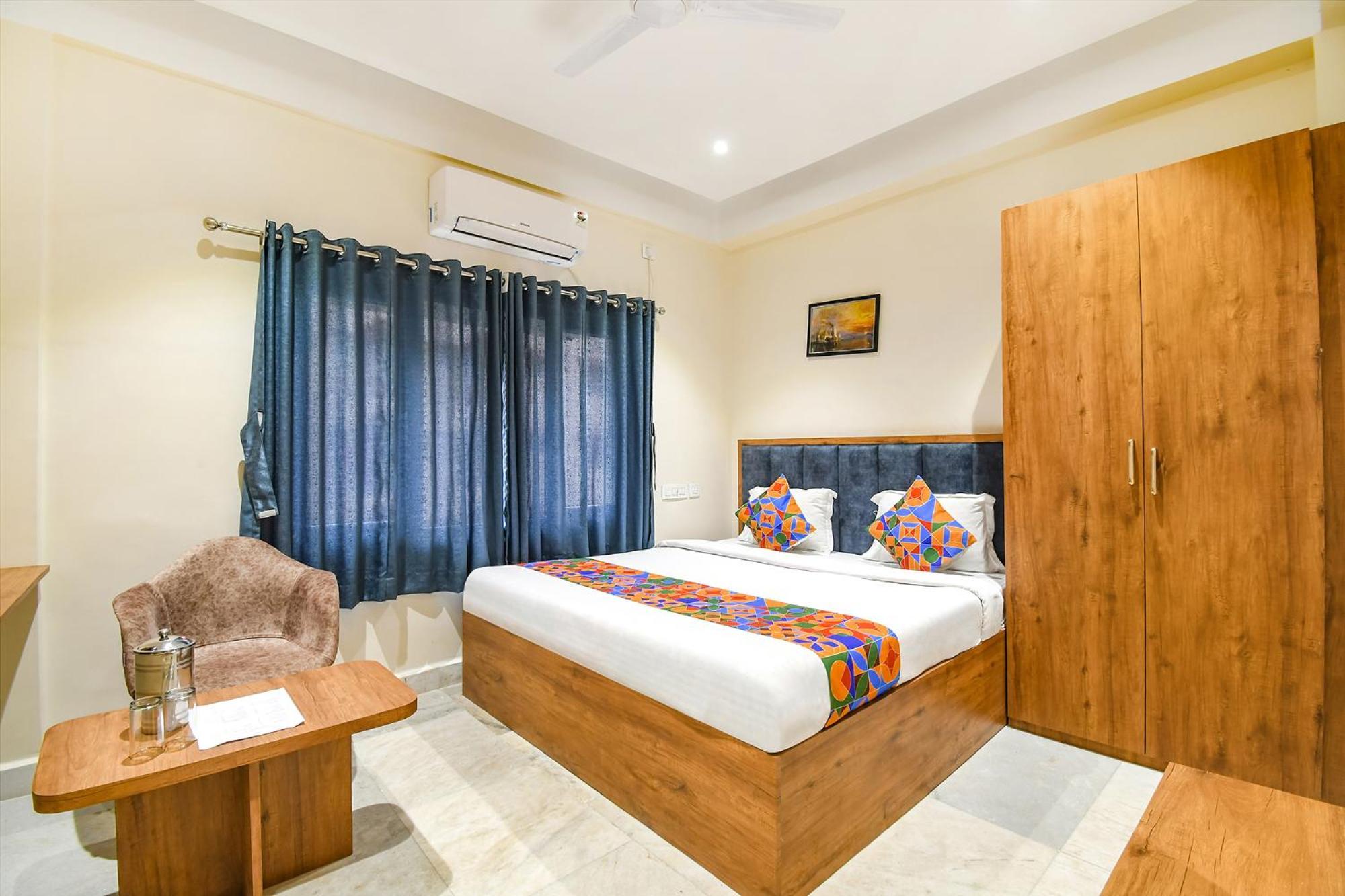 Fabhotel Prime The Golden Plaza - Nr Tarapith Temple Exterior photo